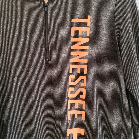 University of Tennessee Volunteers Gray and Orange 1/4 Zip Size Large - Picture 2 of 5